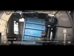 ¡El vehículo grande vuelca!!! En el plazo de 20 segundos que descargan 8 carbones de los carros